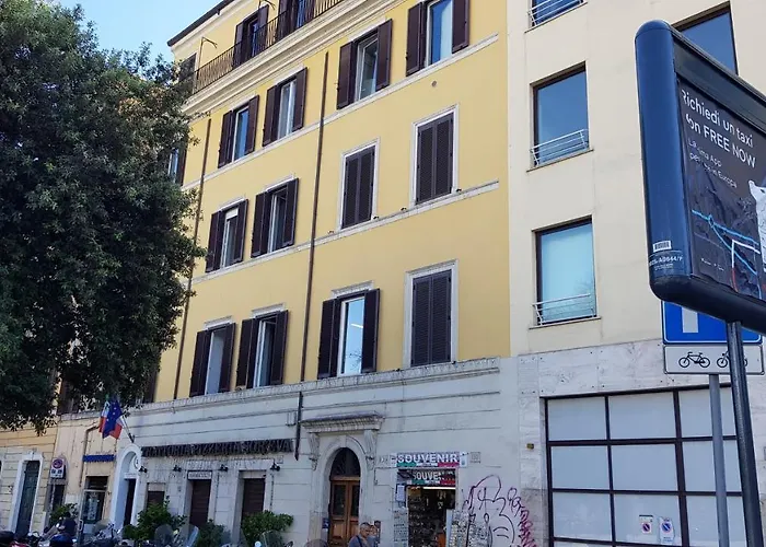 Casa Della Rovere *
